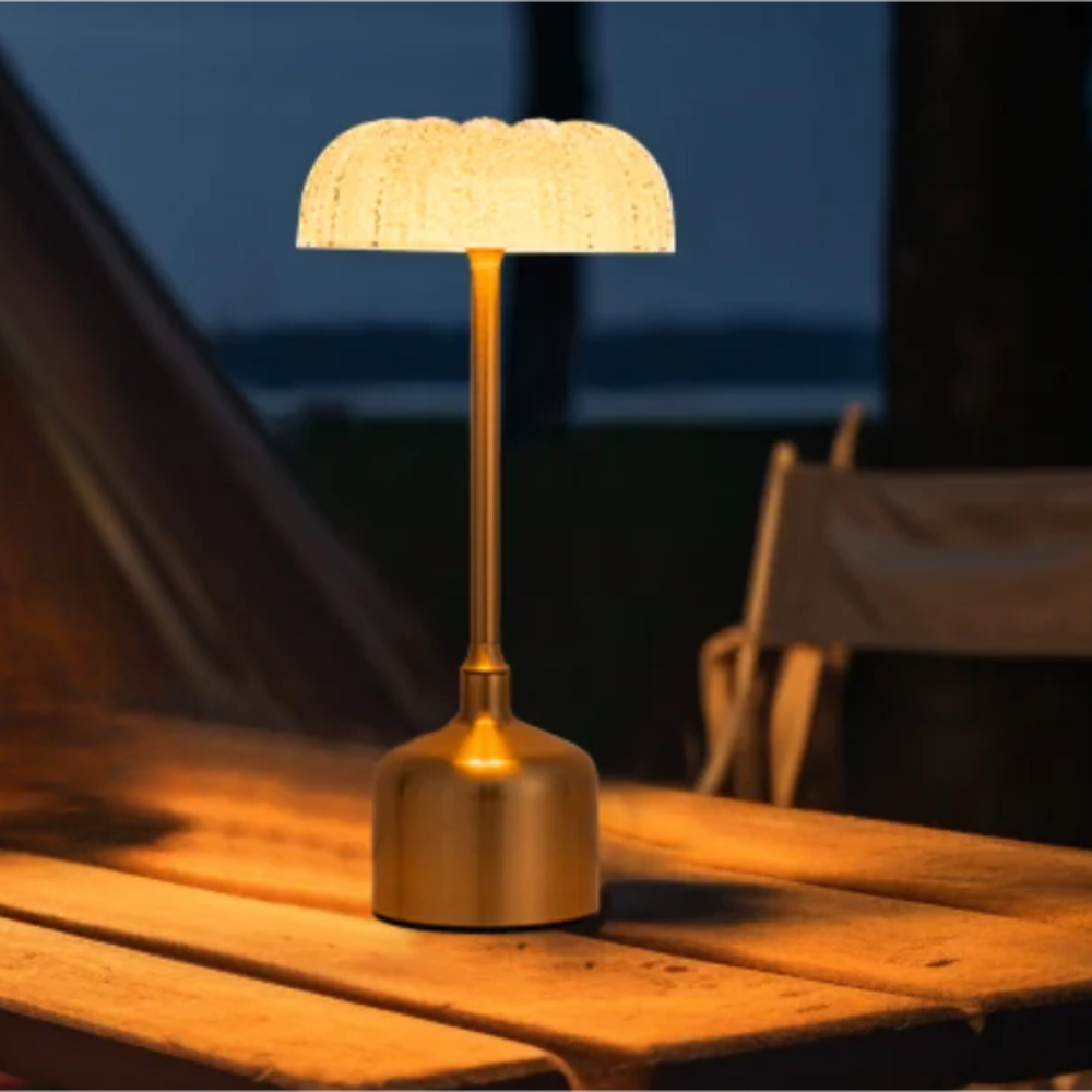 LumiFlora lamp | Oplaadbare kristallen tafellamp met bloemenpatroon