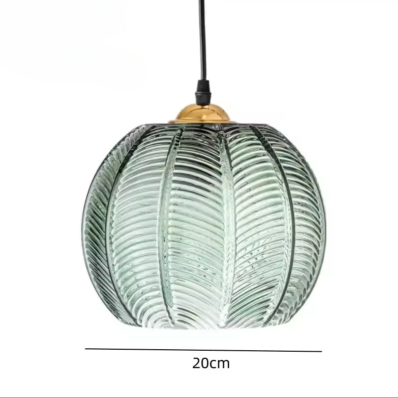 Noctylla | glazen hanglamp met Scandinavisch bladpatroon in groen