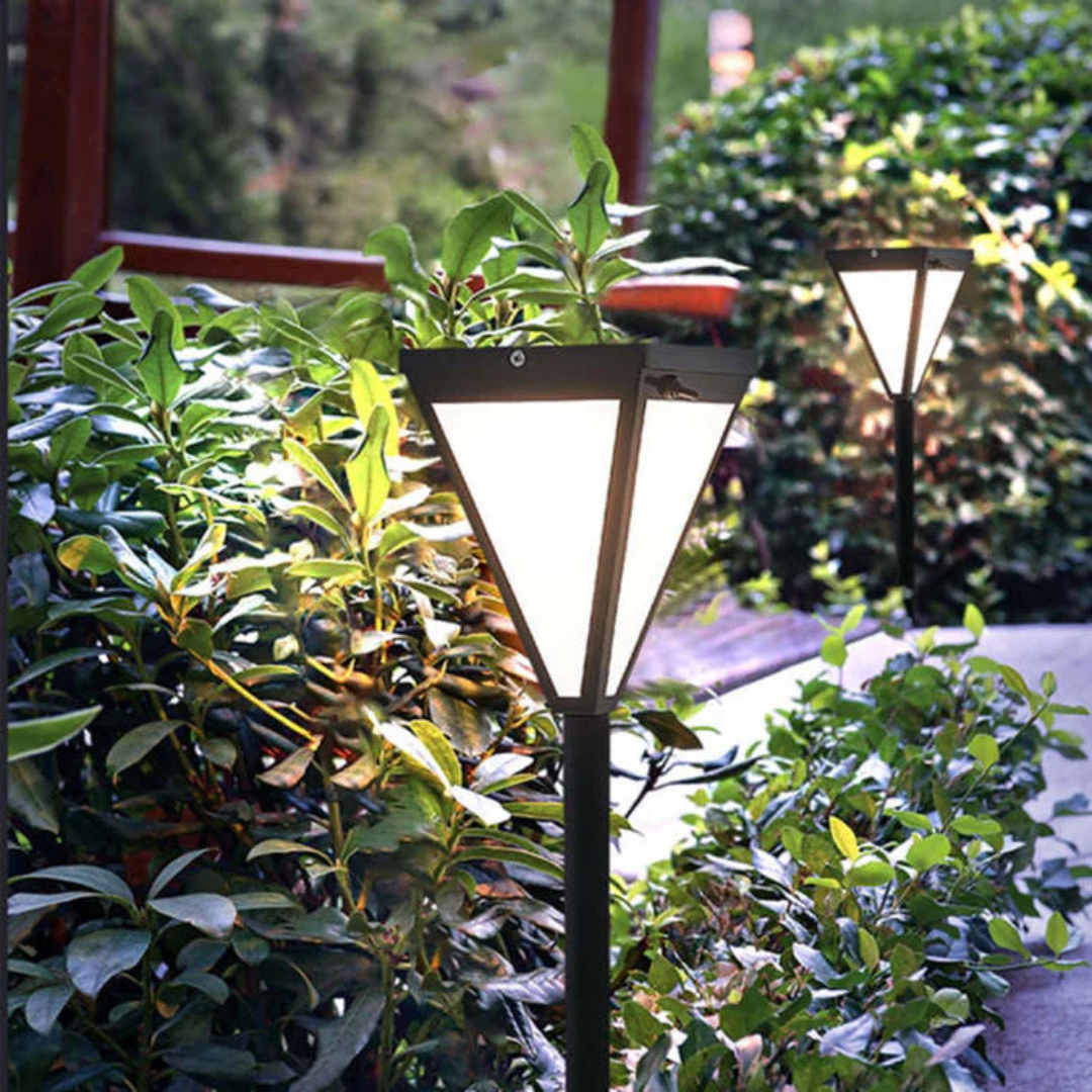 Brill Solis | Moderne op zonne-energie werkende LED-buitenlamp voor tuin & gevel