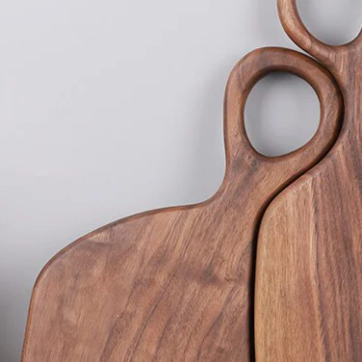 Lignara Zoë | Walnotenhouten serveerplank met ophanggat