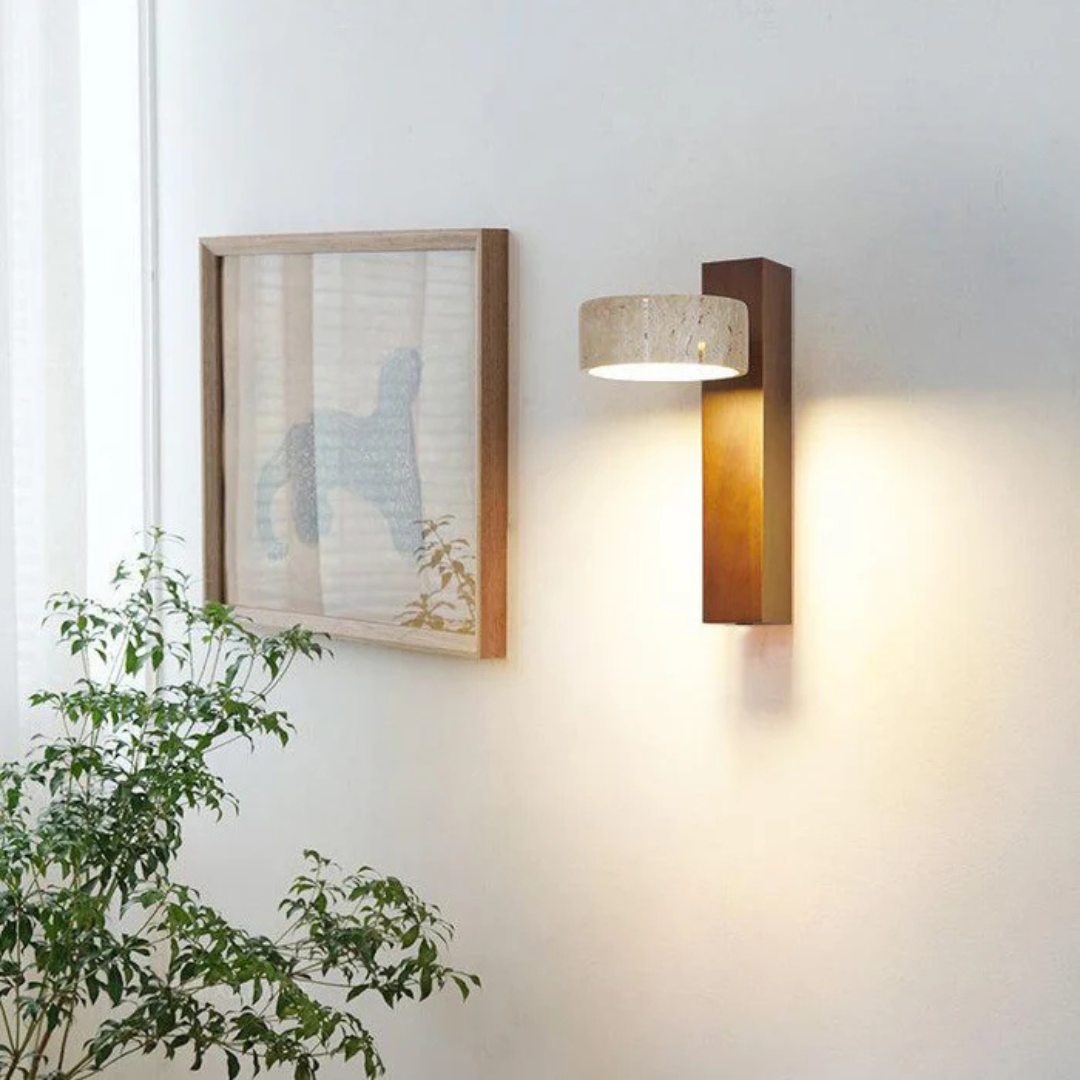 Fotis Sabi | Travertin wandlamp in Wabi-Sabi stijl voor binnengebruik