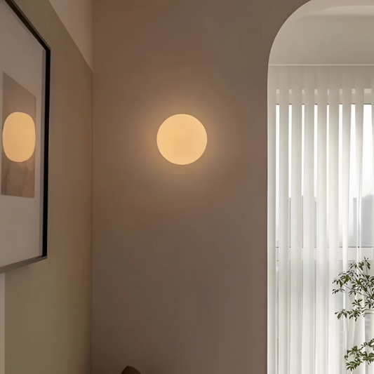 Pietra Luma | Ronde glazen wandlamp met warmwit LED-licht