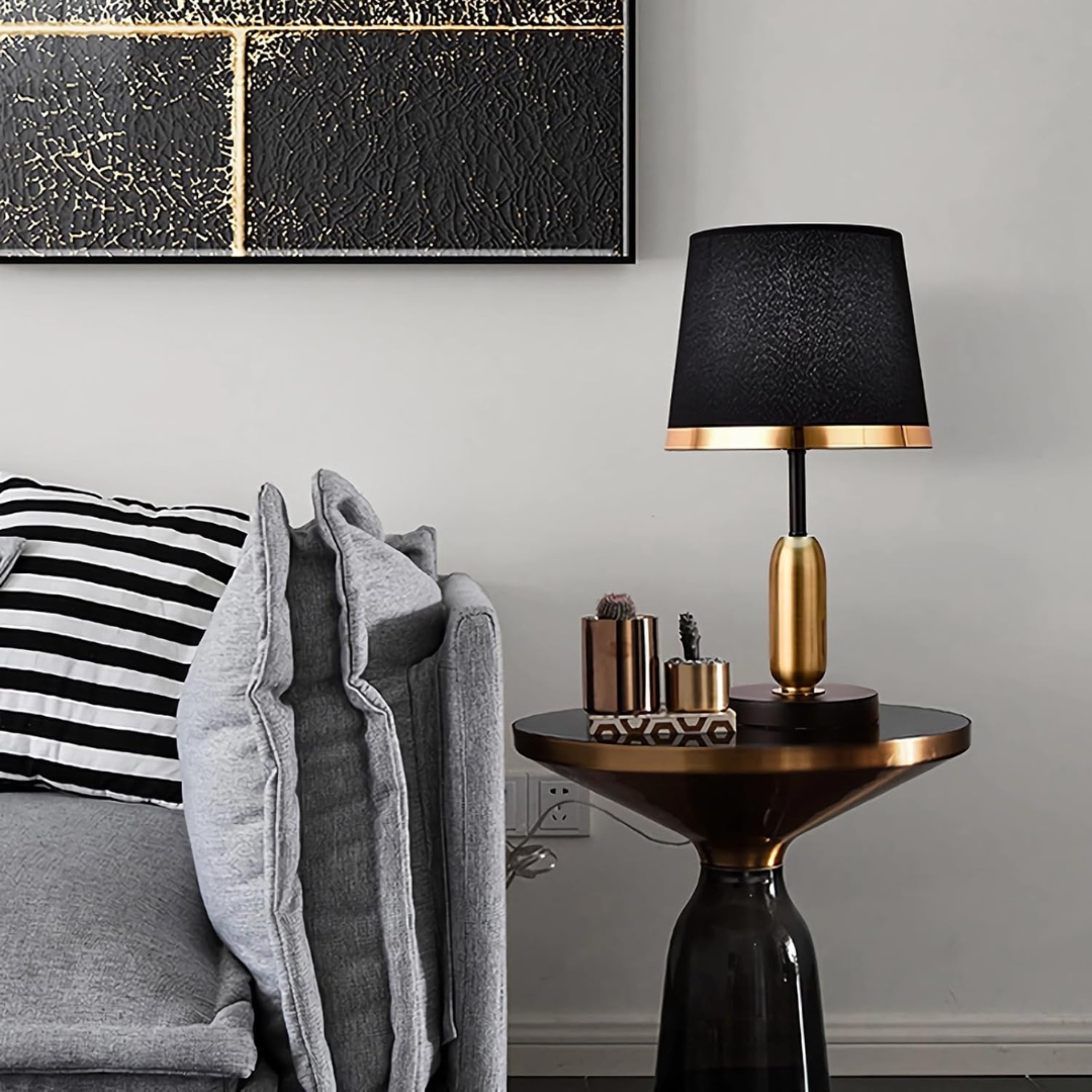 Cilo Noctura | Tafellamp met zwarte stoffen kap in modern design