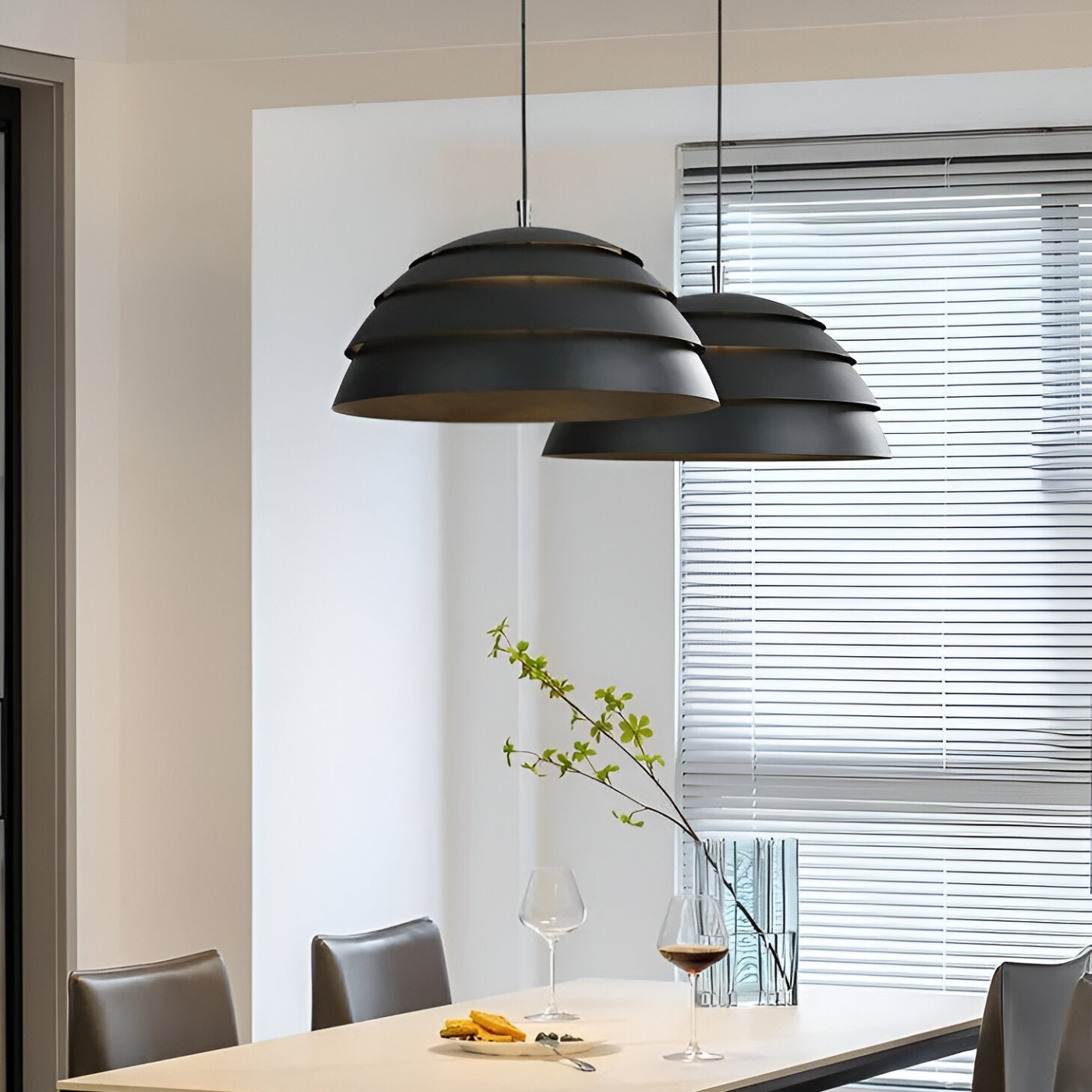 Lunava | Minimalistische hanglamp met koepelkap