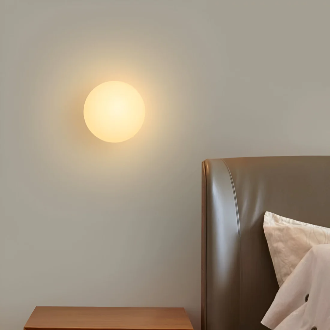 Pietra Luma | Ronde glazen wandlamp met warmwit LED-licht