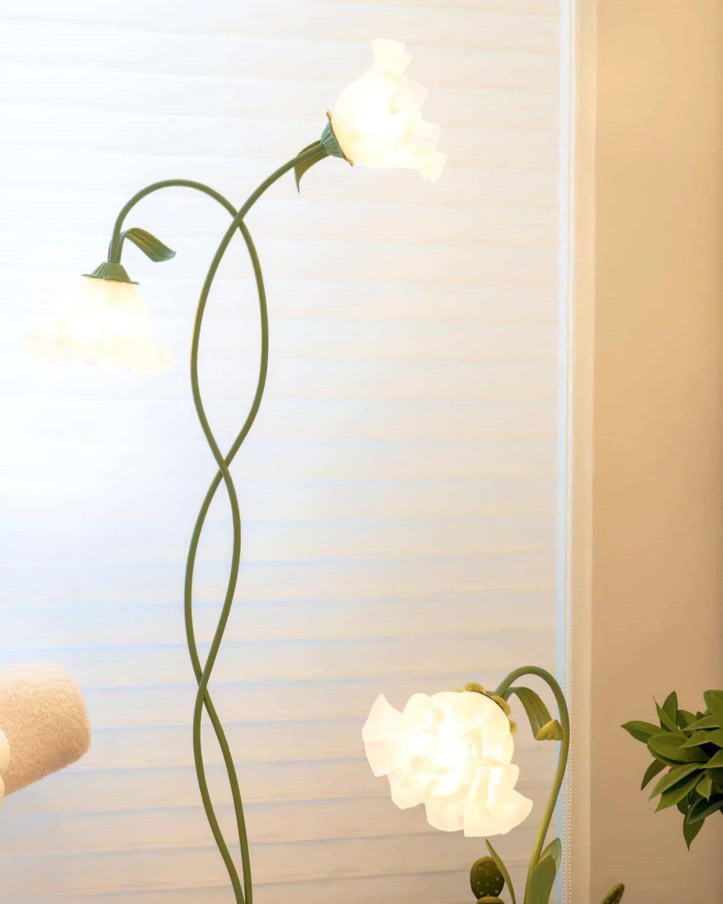 Calla Stehleuchte | LED Stehlamp in bloemenvorm met decoratief design