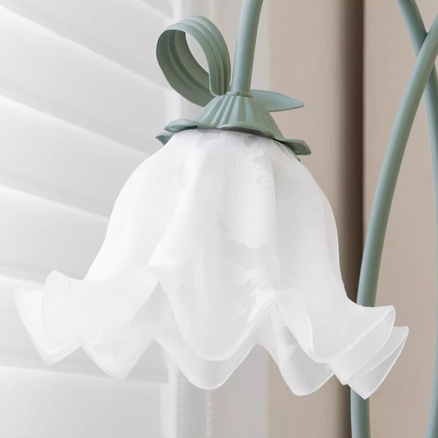 Calla Stehleuchte | LED Stehlamp in bloemenvorm met decoratief design