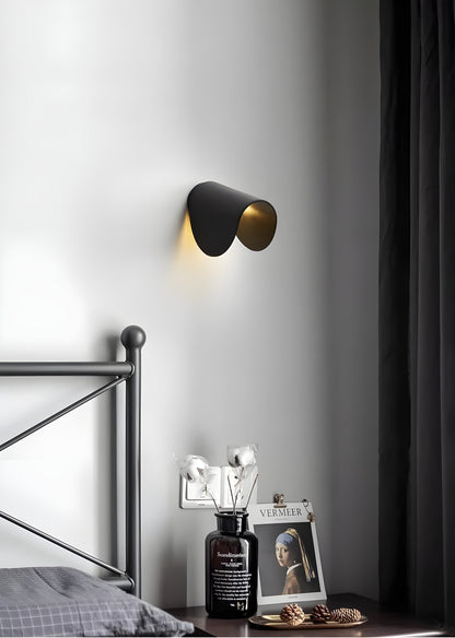 Arcella | Dimbare LED-wandlamp in gebogen design voor warm sfeerverlichting