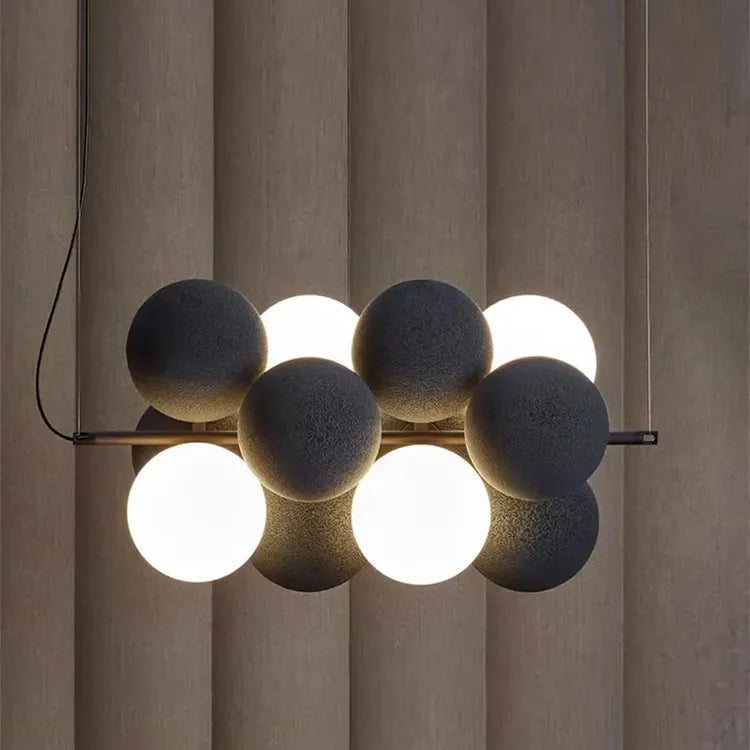 Holly LED-pendellamp – moderne bolvormige lamp met sculpturaal ontwerp voor eetkamer en woonkamer