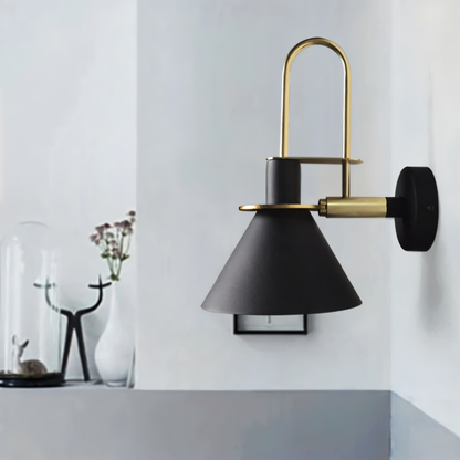 Zoralia | Postmoderne LED-wandlamp in trompetvormig design