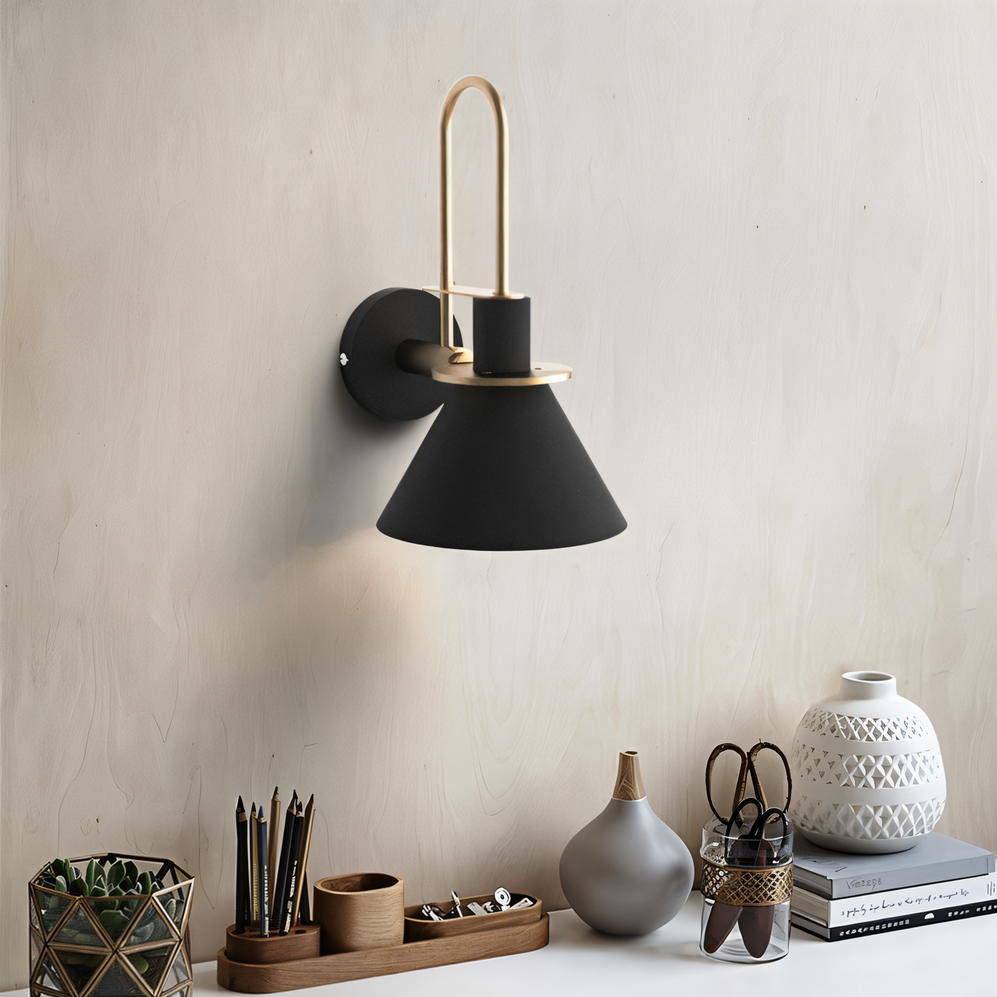 Zoralia | Postmoderne LED-wandlamp in trompetvormig design