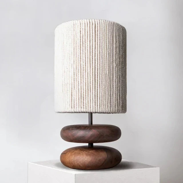 RusticTwine | Japandi tafellamp walnotenhout vlechtwerk | handgemaakte houten lamp met touwenkap & warm LED-licht