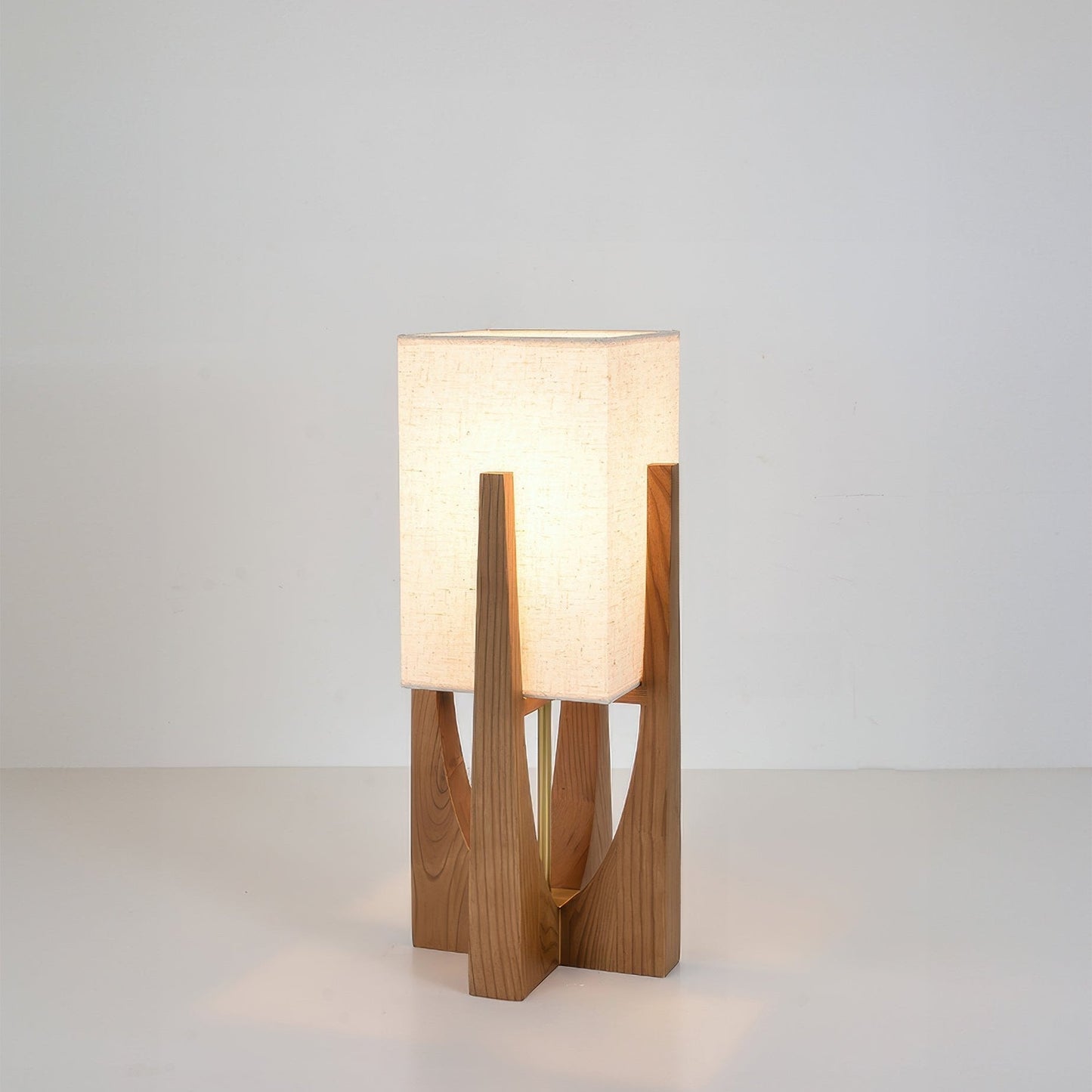 Japanse Wabi-Sabi vloerlamp | Handgemaakt | Stoffen lampenkap & houten voet