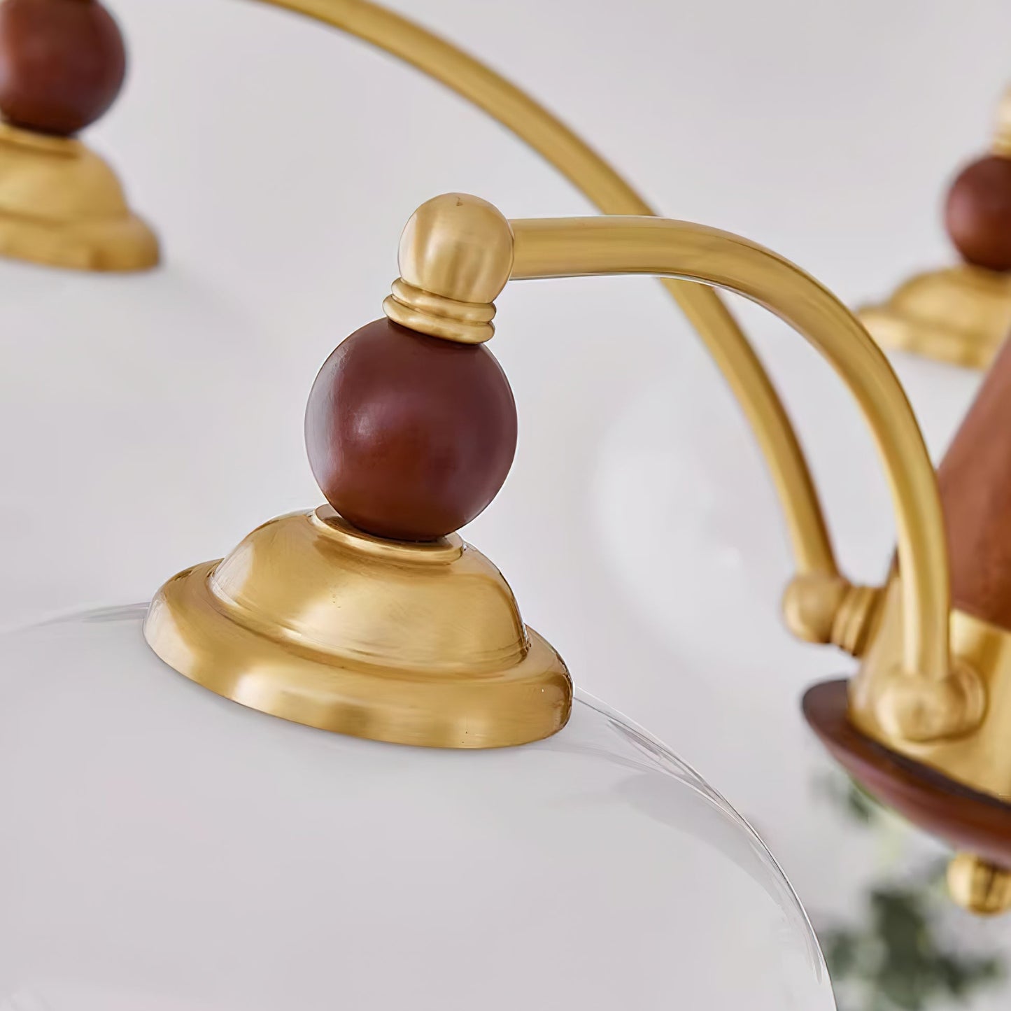 Meliora | Retro kroonluchter met muziekinspiratie