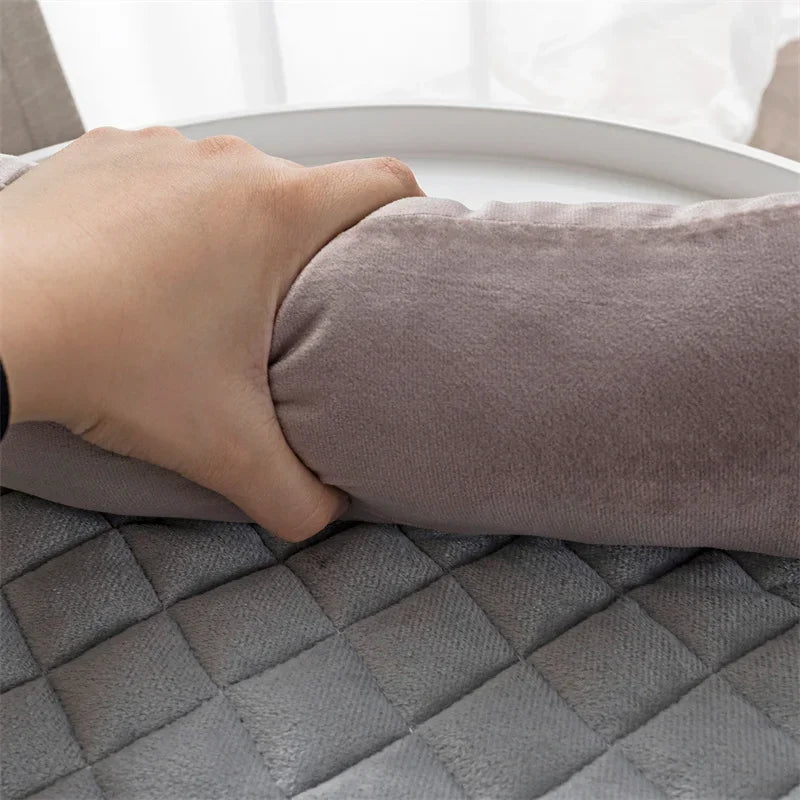 Veloura Nest | Zacht fluwelen hondenbed met beschermrand voor bank