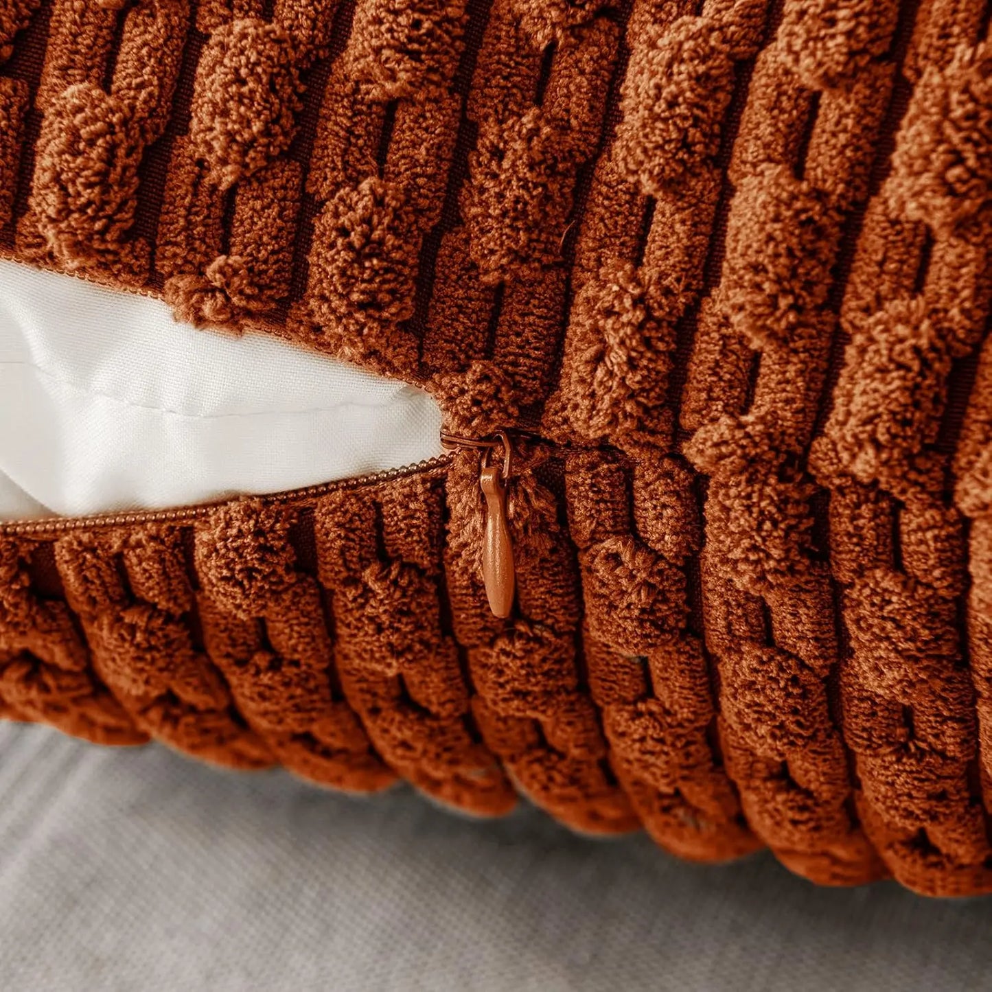 Ribfluwelen Sierkussen | Boho Streepdesign | Zachte Luxe Stof voor Bank & Bed