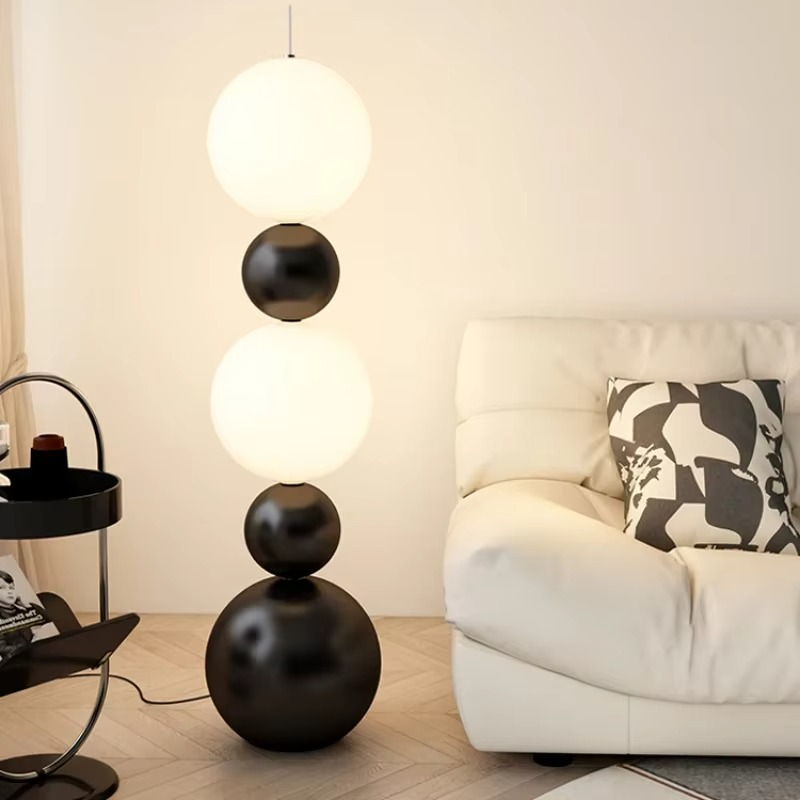 Calura Form | Staande lamp in kalebasvorm met warm omgevingslicht