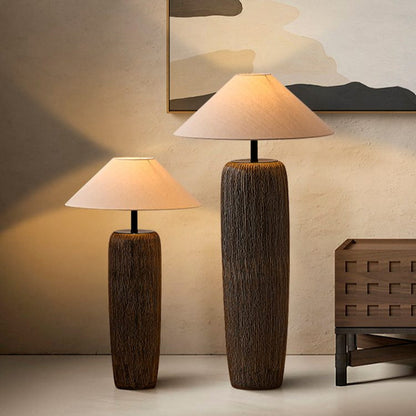 Norvyn Root | Scandinavische vloerlamp van verweerd hout met stoffen kap