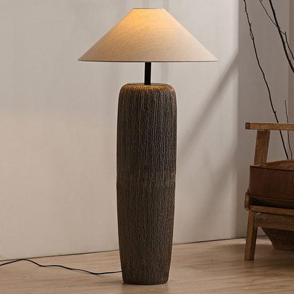 Norvyn Root | Scandinavische vloerlamp van verweerd hout met stoffen kap