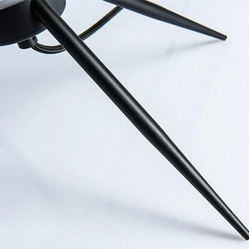 Stella statief tafellamp met glazen kap – modern design en warm licht